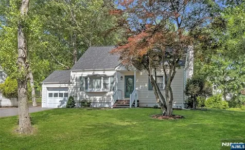 9 Park Drive Livingston NJ 07039