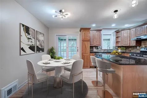 9 Park Drive Livingston NJ 07039