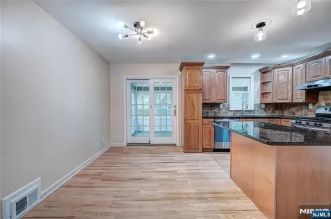 9 Park Drive Livingston NJ 07039