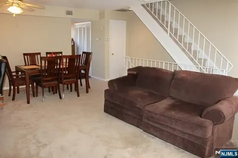 8 Leary Avenue Bloomingdale NJ 07403