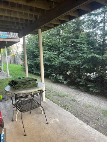 8 Leary Avenue Bloomingdale NJ 07403