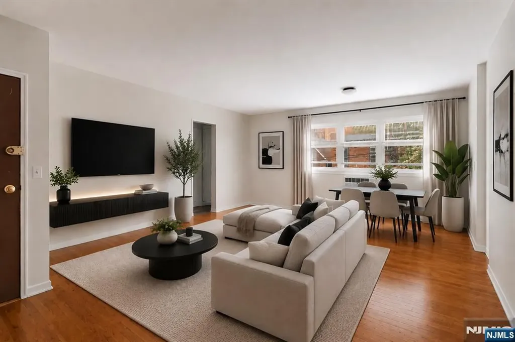 239 Crescent Lane Cliffside Park NJ 07010