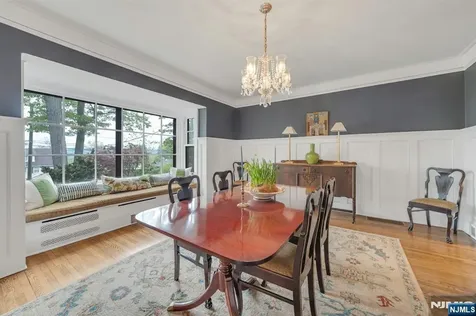 37 Afterglow Avenue Verona NJ 07044