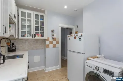 94 Summer Street Passaic NJ 07055