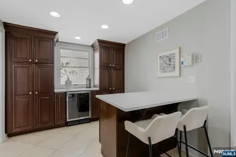20 W Saddle River Road Waldwick NJ 07463