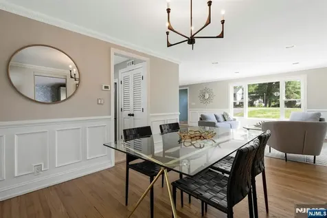 20 W Saddle River Road Waldwick NJ 07463