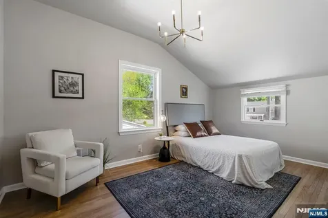 20 W Saddle River Road Waldwick NJ 07463