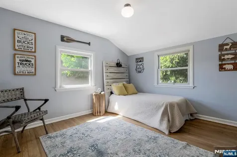 20 W Saddle River Road Waldwick NJ 07463