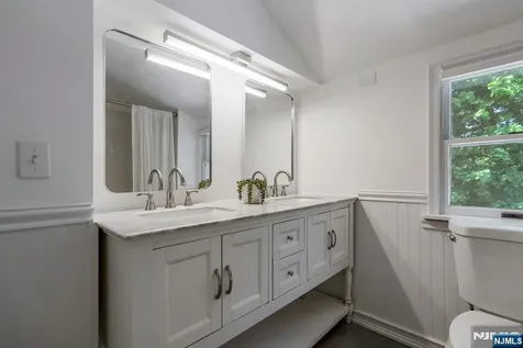 20 W Saddle River Road Waldwick NJ 07463