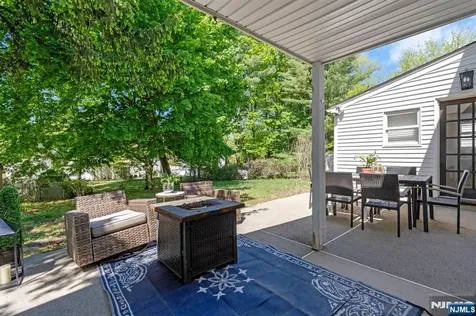 20 W Saddle River Road Waldwick NJ 07463
