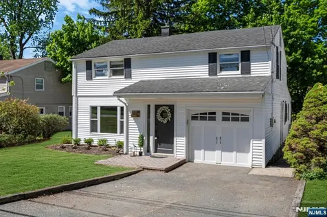 20 W Saddle River Road Waldwick NJ 07463