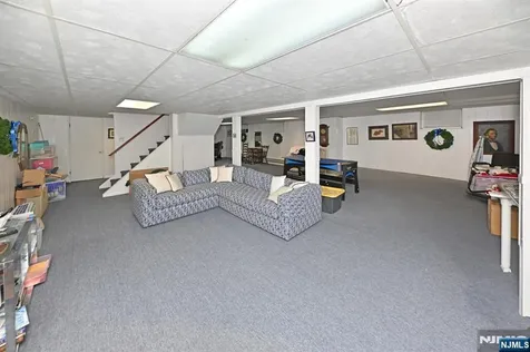 16 Knollwood Road Upper Saddle River NJ 07458