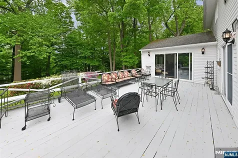 16 Knollwood Road Upper Saddle River NJ 07458