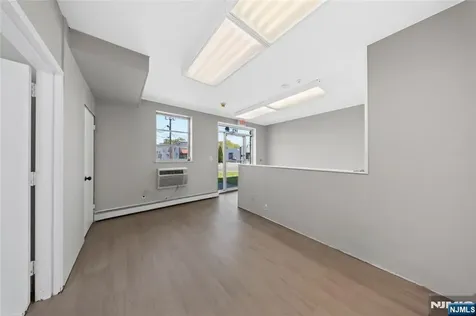 189 Greenwood Avenue Midland Park NJ 07432