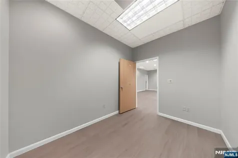 189 Greenwood Avenue Midland Park NJ 07432