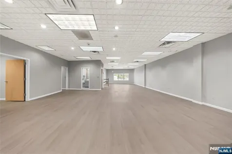 189 Greenwood Avenue Midland Park NJ 07432