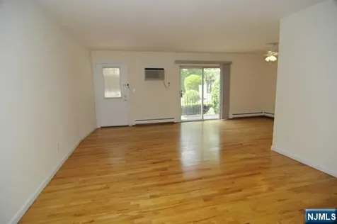 636 Godwin Avenue Midland Park NJ 07432