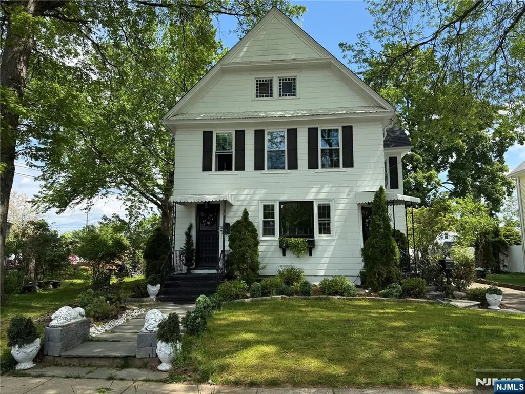 76 Elm Street Westwood NJ 07675