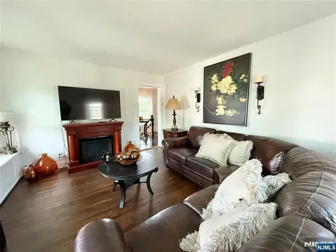 76 Elm Street Westwood NJ 07675