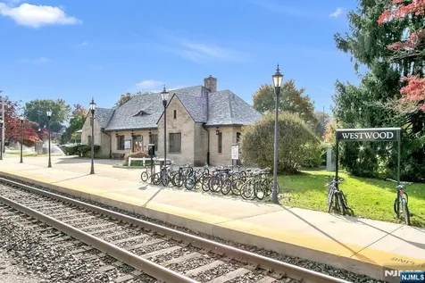 76 Elm Street Westwood NJ 07675