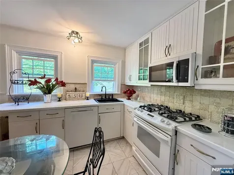 76 Elm Street Westwood NJ 07675
