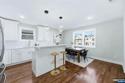46 Eppirt Street East Orange NJ 07018