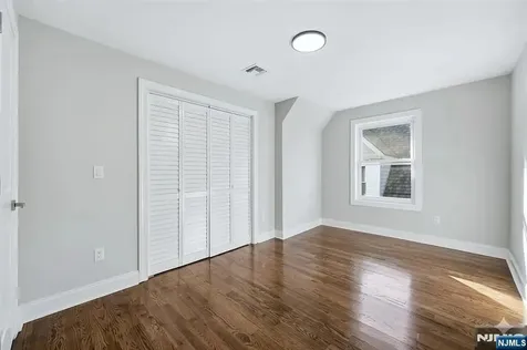 46 Eppirt Street East Orange NJ 07018