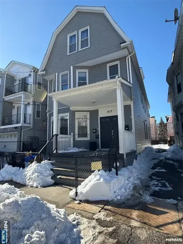 913 S 18th Street Newark NJ 07108