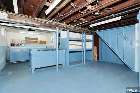 110 Canterbury Avenue North Arlington NJ 07031