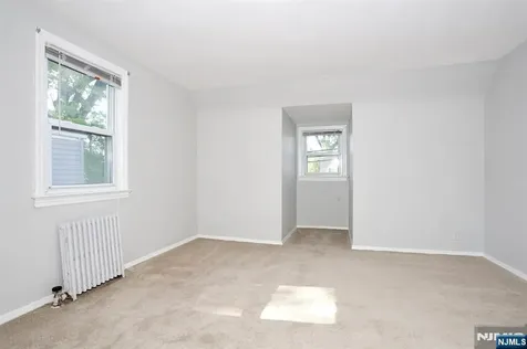 110 Canterbury Avenue North Arlington NJ 07031