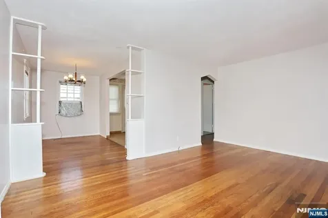 110 Canterbury Avenue North Arlington NJ 07031