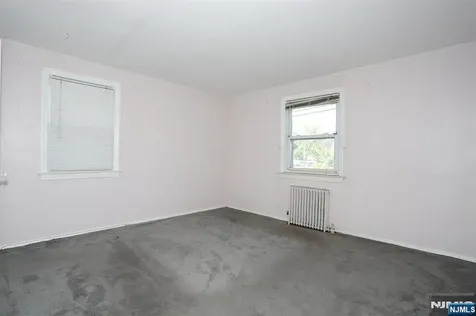 110 Canterbury Avenue North Arlington NJ 07031