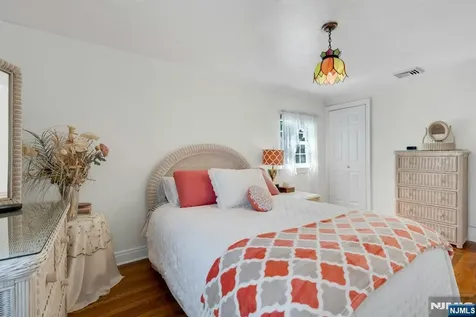 138 Lincoln Avenue Wood Ridge NJ 07075