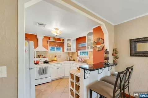 138 Lincoln Avenue Wood Ridge NJ 07075