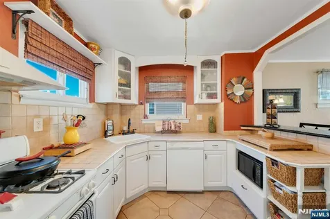 138 Lincoln Avenue Wood Ridge NJ 07075