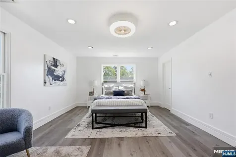 64 Longfellow Drive Woodbridge NJ 07067