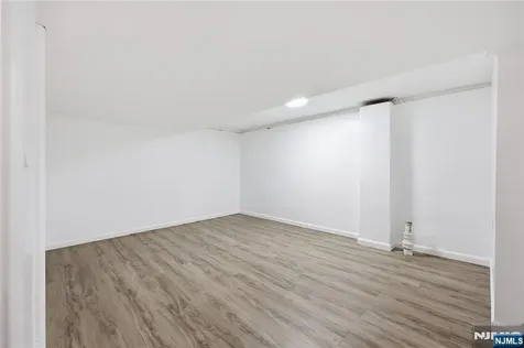 64 Longfellow Drive Woodbridge NJ 07067