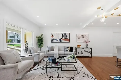64 Longfellow Drive Woodbridge NJ 07067