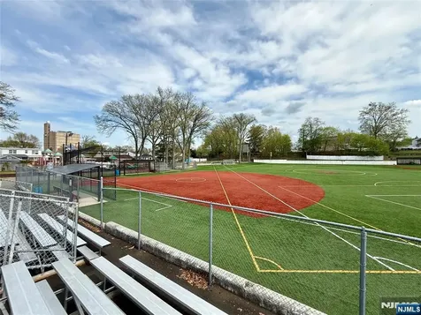 40 South Drive Rochelle Park NJ 07662