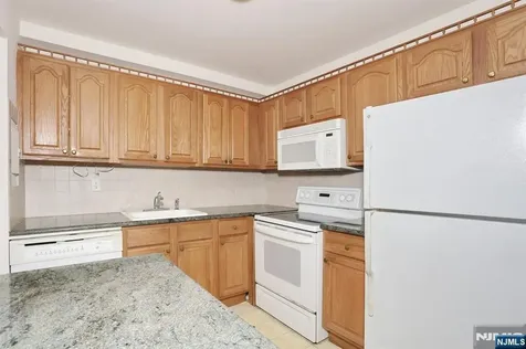 550 Fairview Westwood NJ 07675
