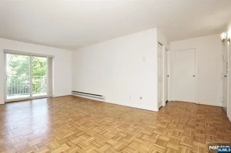 550 Fairview Westwood NJ 07675