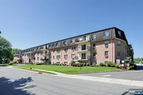 550 Fairview Westwood NJ 07675