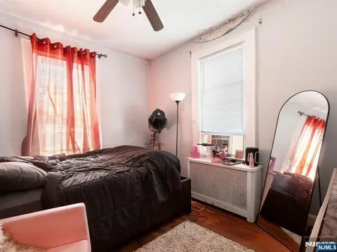98 Ashland East Orange NJ 07017