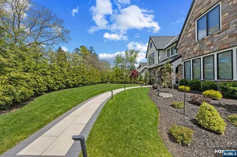 31 Island Trail Sparta NJ 07871