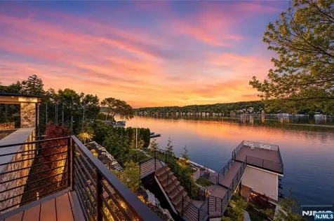 31 Island Trail Sparta NJ 07871