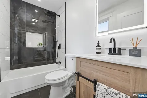47 Darling Avenue Bloomfield NJ 07003