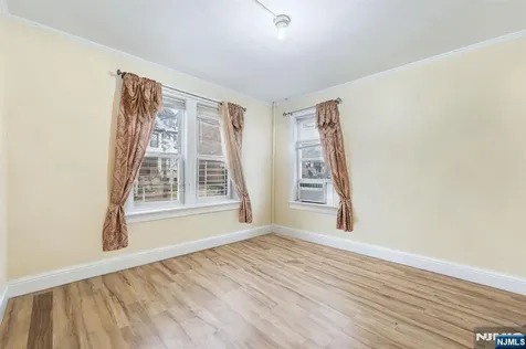 971 Grove Street Irvington NJ 07111