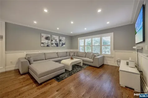 82 Monroe Avenue Cresskill NJ 07626