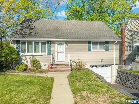 225 Linden Road Wayne NJ 07470
