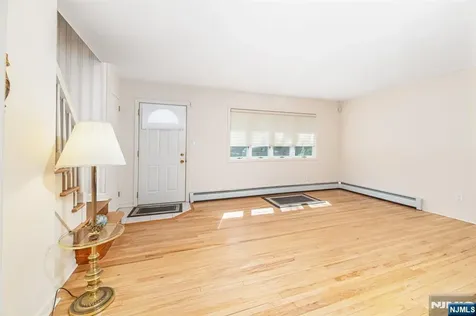 225 Linden Road Wayne NJ 07470